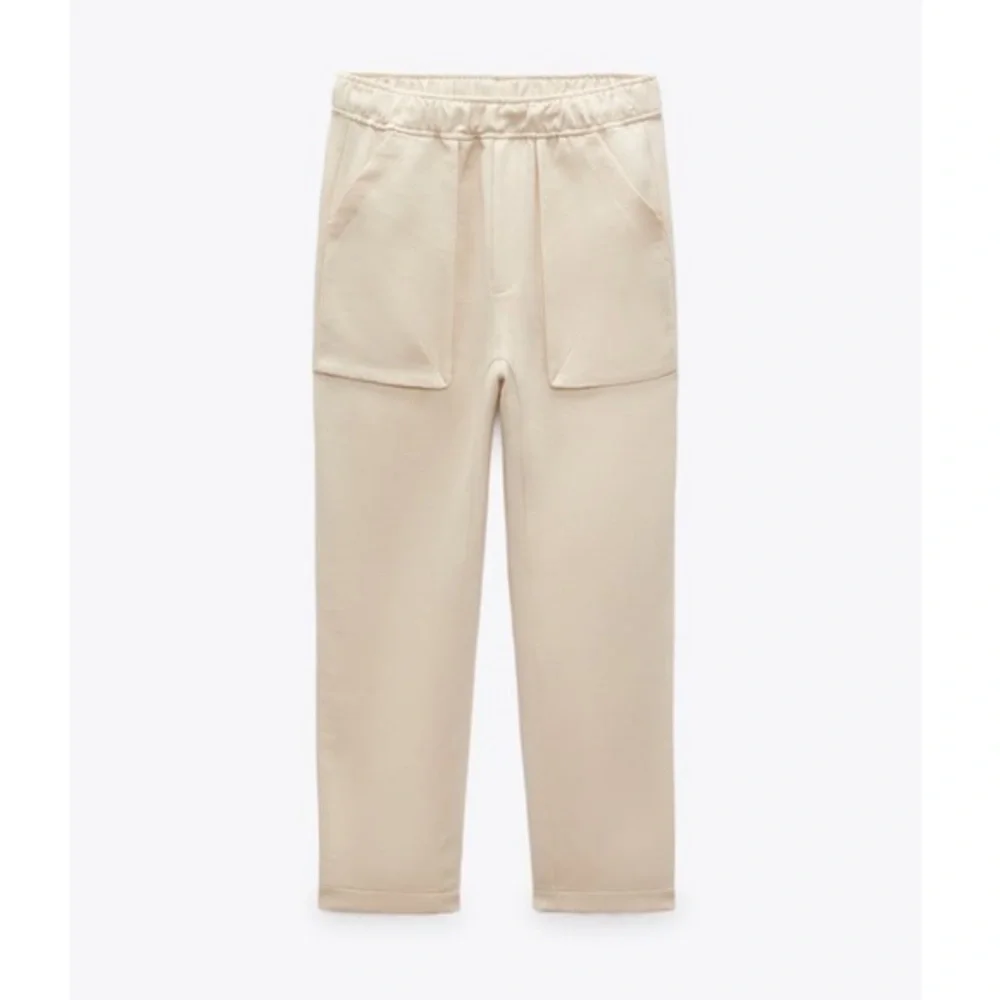 New Zara | Ecru Highrise Lose Ankle Athleisure Pants - Picture 5 of 15